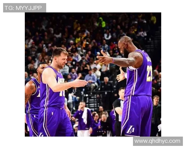 腾讯直播热火对湖人精彩对决引发球迷热议赛季焦点战役即将上演