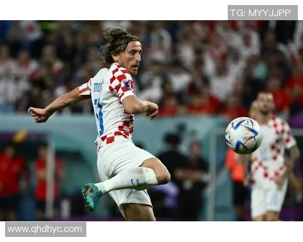 达尼洛的足球之路:从青涩少年到世界级球星的成长历程